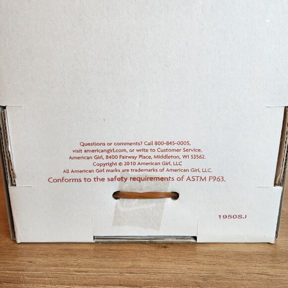 American Girl Felicity Merriman Doll Traveling Gown New in Box 2010 - Picture 6 of 7